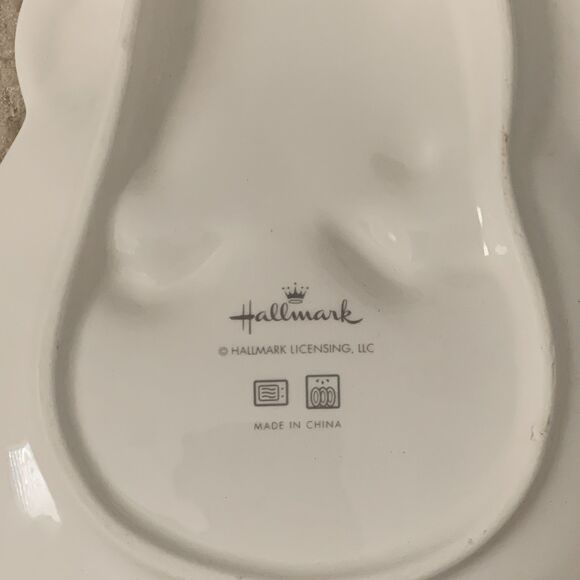 Hallmark Christmas Santa Ceramic Cookie Plate and Kitchen Towel Believe In Magic - Picture 4 of 10